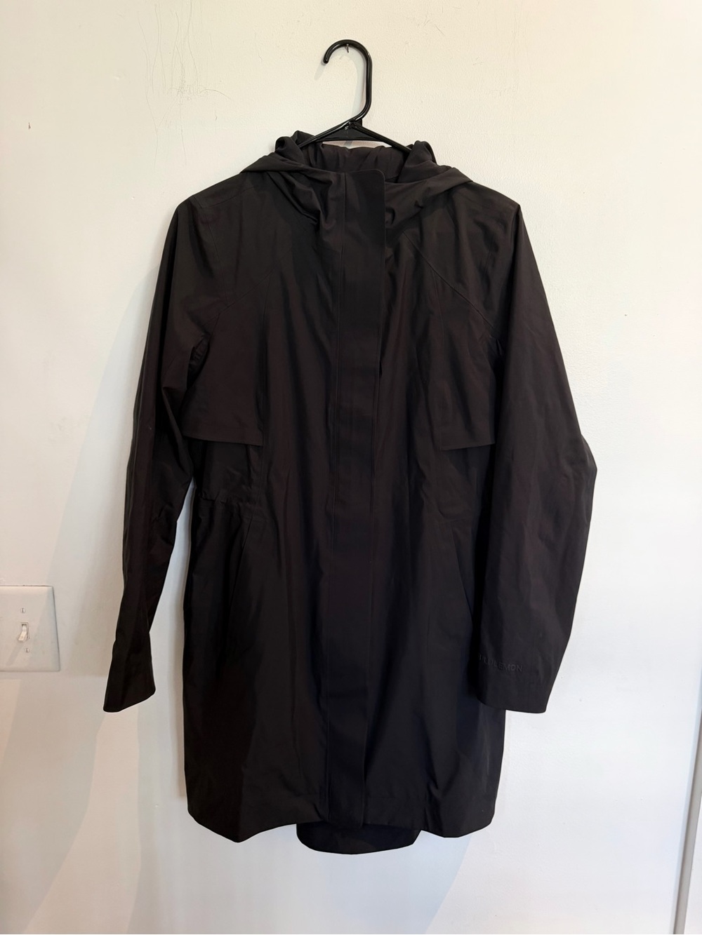 Lululemon Women’s Black Hooded Rain Jacket